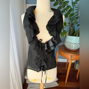 Victor Victoria Black Ruffled Sleeveless Top